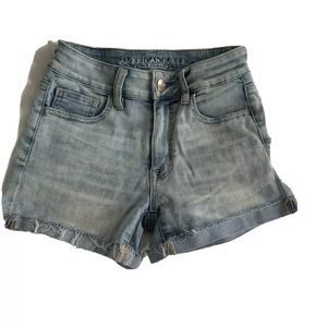American Eagle Lightwash Jean Shorts